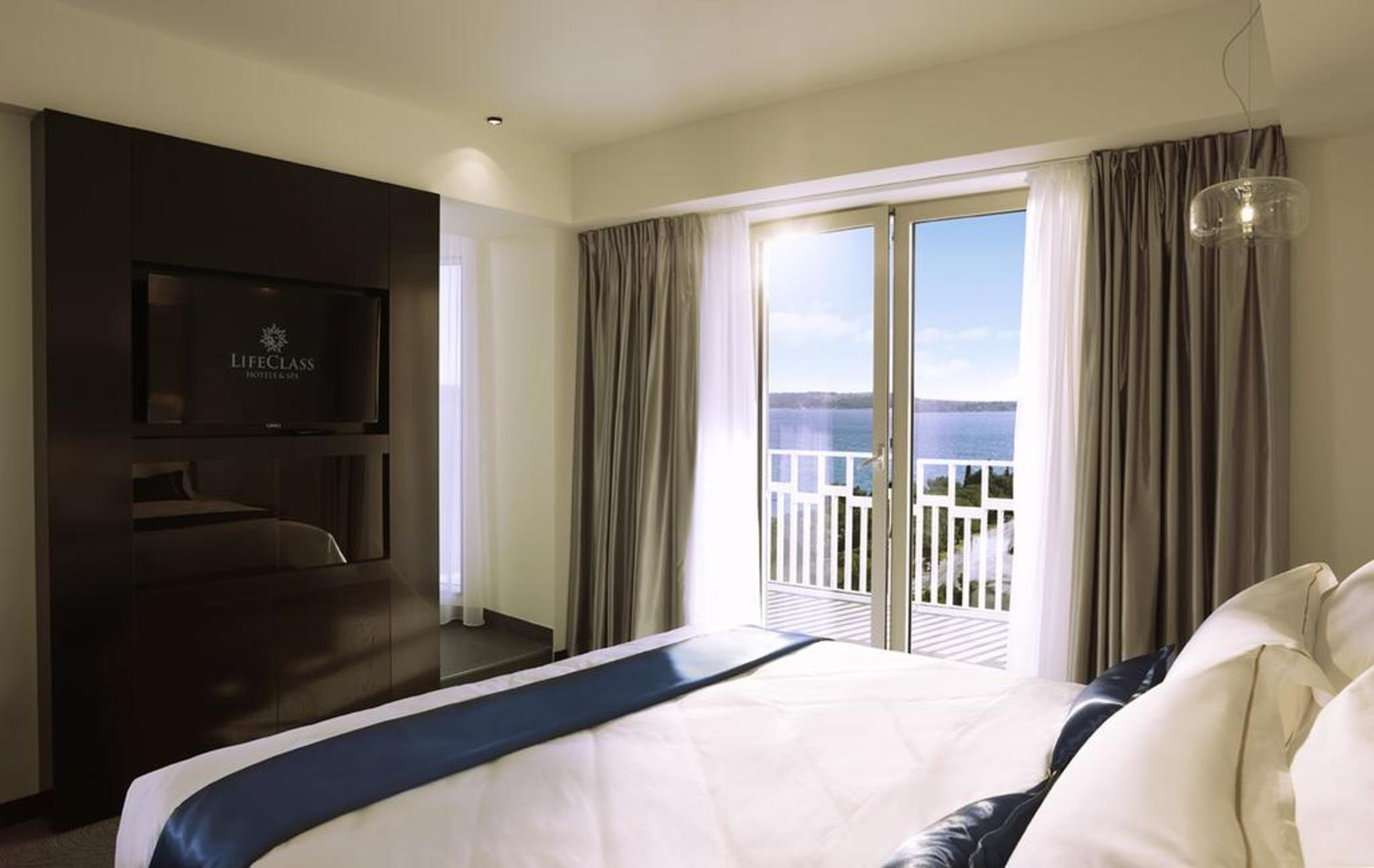 Hotel Slovenija - Terme & Wellness Lifeclass Portoroz Luaran gambar Deluxe Ocean View Room