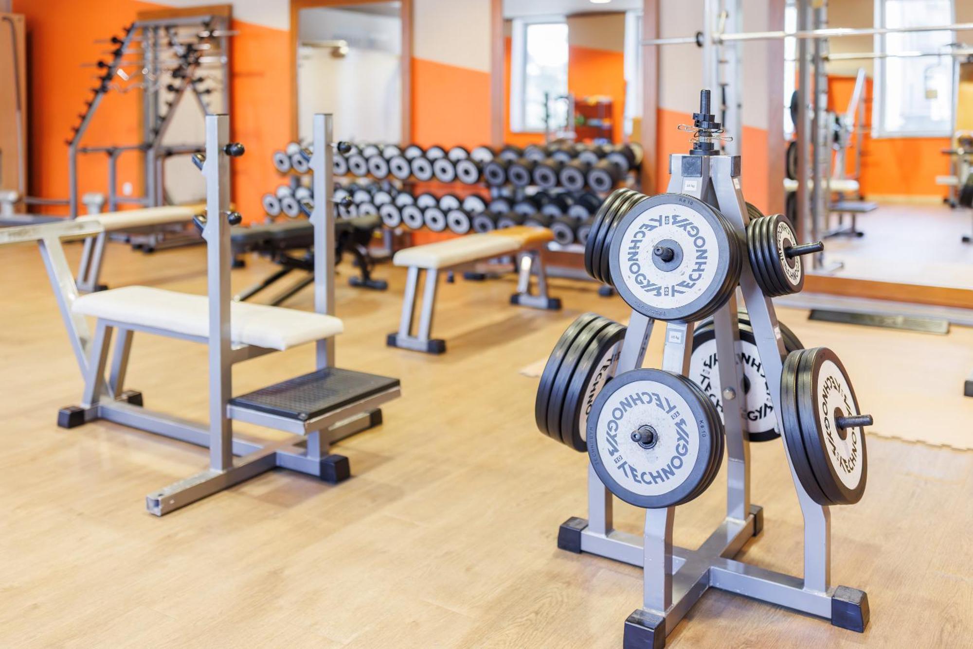 Hotel Slovenija - Terme & Wellness Lifeclass Portoroz Luaran gambar A weight room