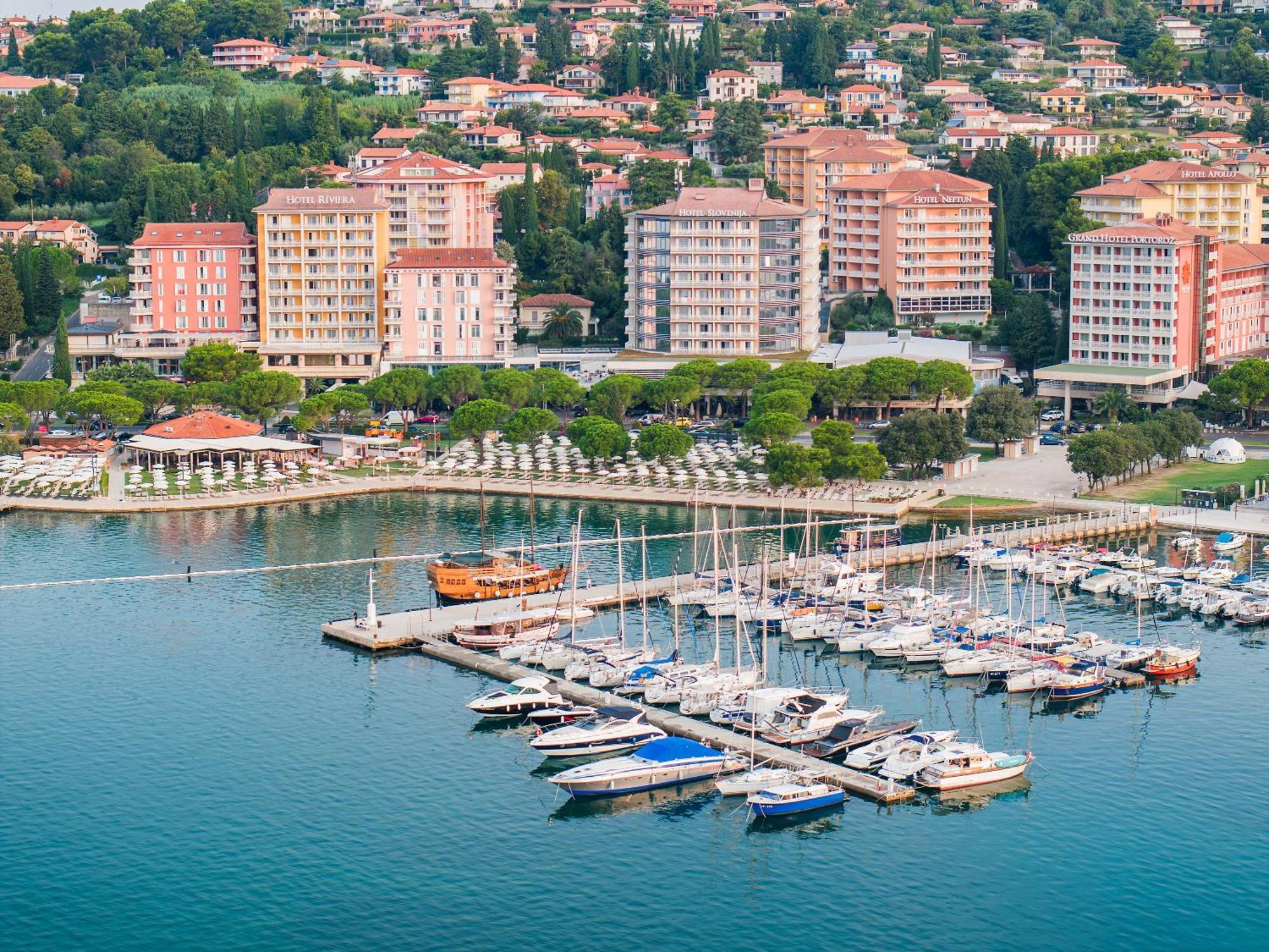 Hotel Slovenija - Terme & Wellness Lifeclass Portoroz Luaran gambar Port of Igalo